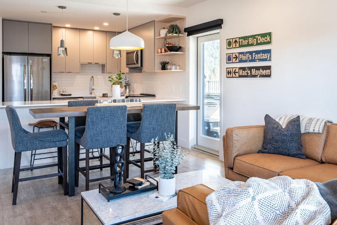 Photo of Livingroom in Revelstoke
