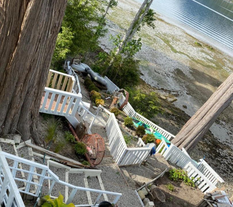 Photo of Others in West Porpoise Bay