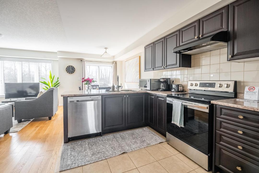 Photo of Kitchen in Thorold