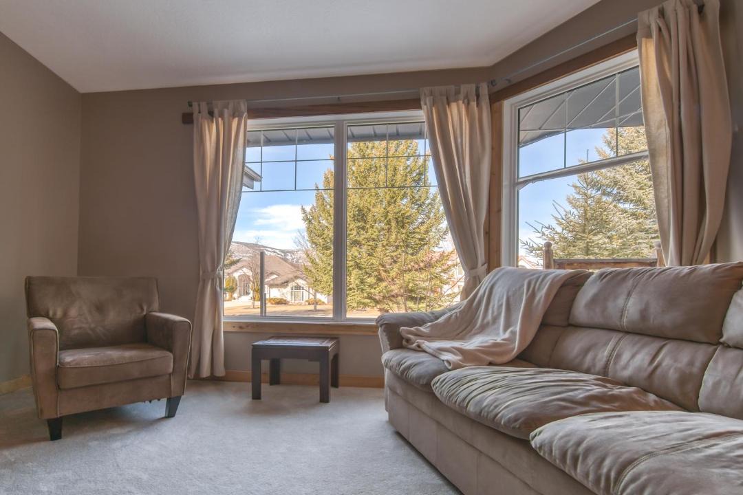 Photo of Livingroom in East Kootenay
