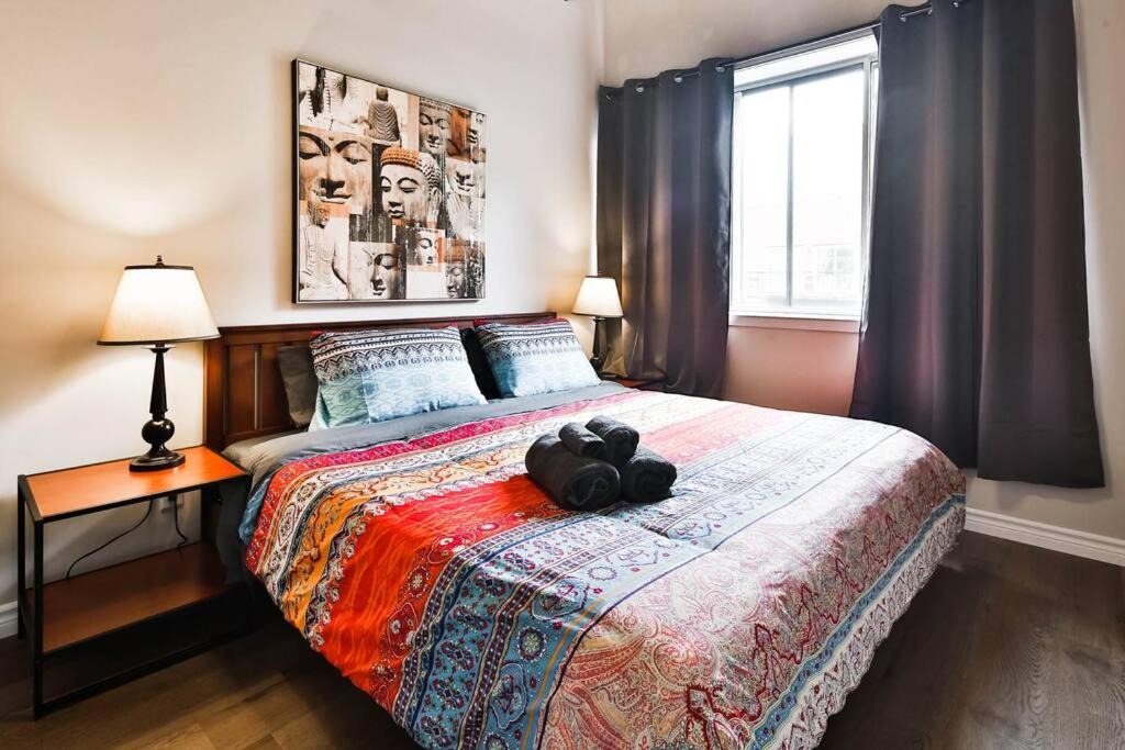 Photo of Bedroom in Quartier des Spectacles