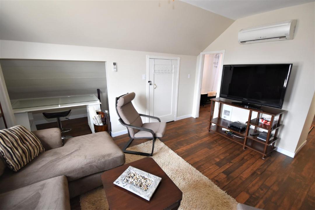 Photo of Livingroom in Vernon