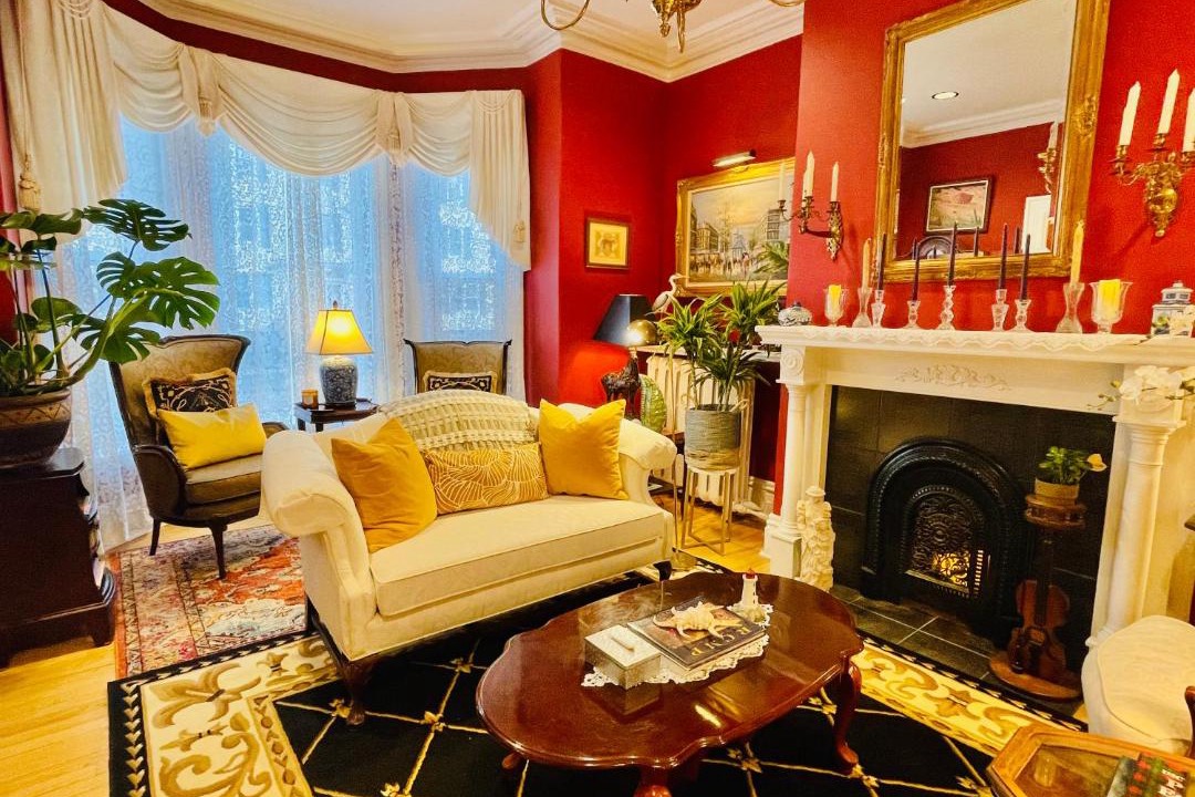 Photo of Livingroom in Queens Square
