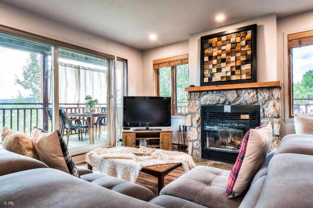 Photo of Livingroom in Mont-Tremblant