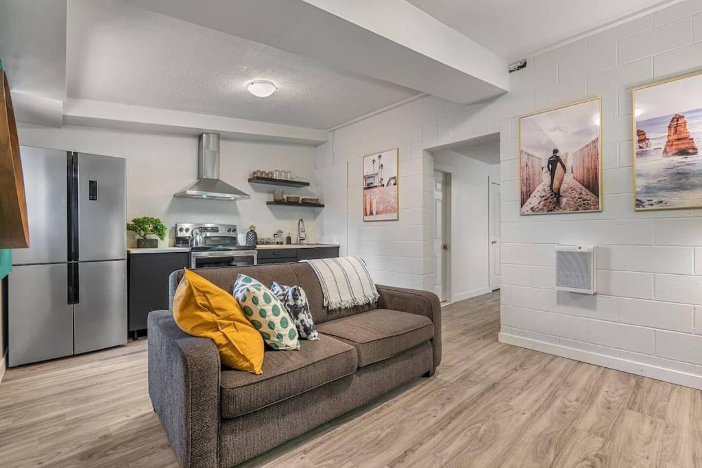 Photo of Livingroom in Sylvan Lake