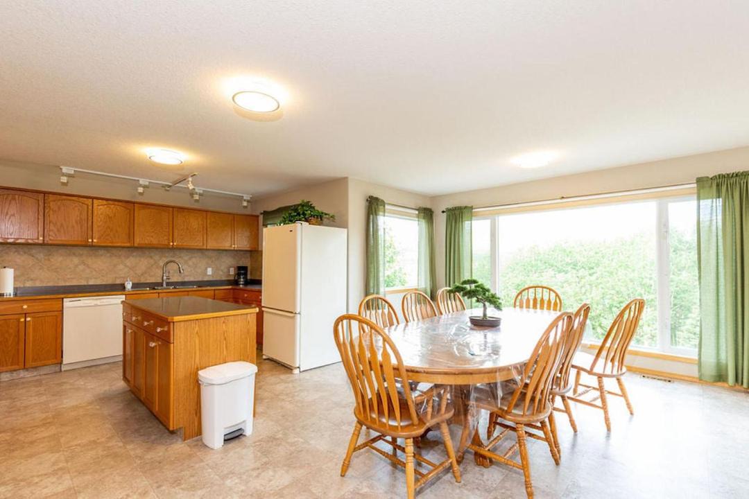 Photo of Livingroom in Division No. 3