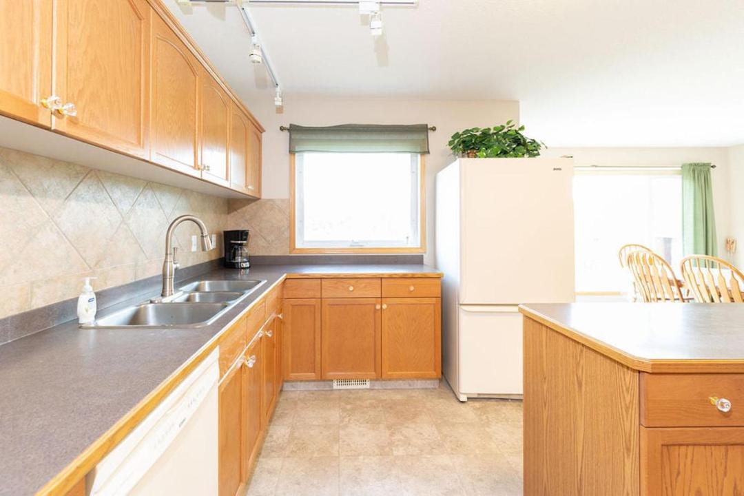 Photo of Kitchen in Division No. 3
