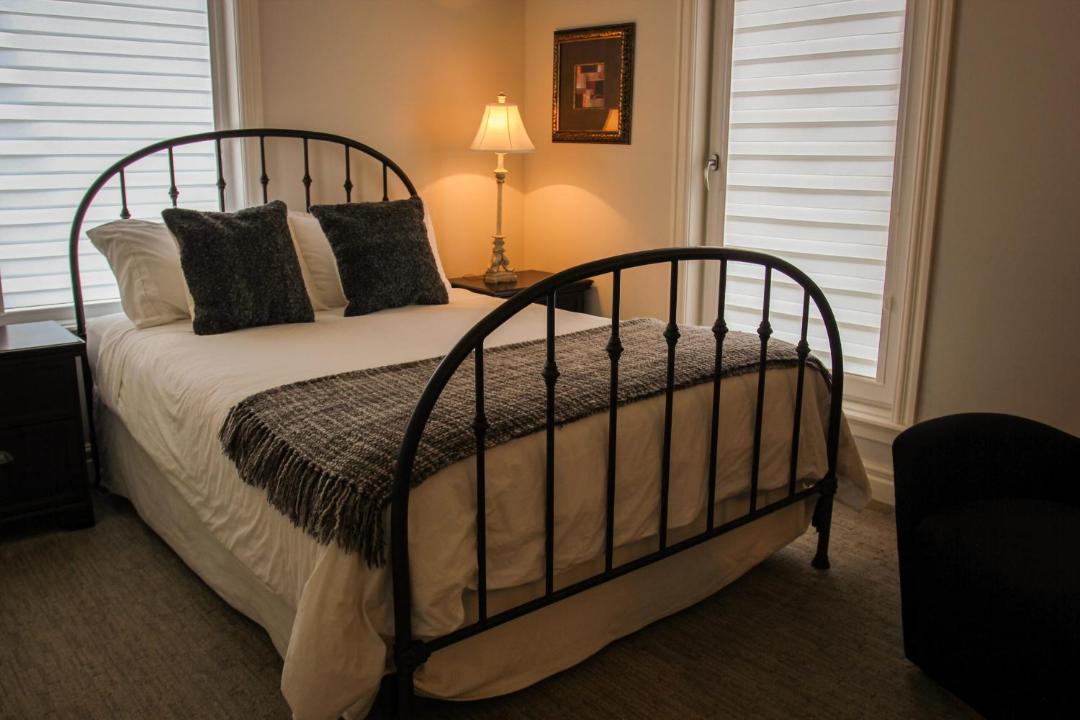 Photo of Bedroom in Okotoks