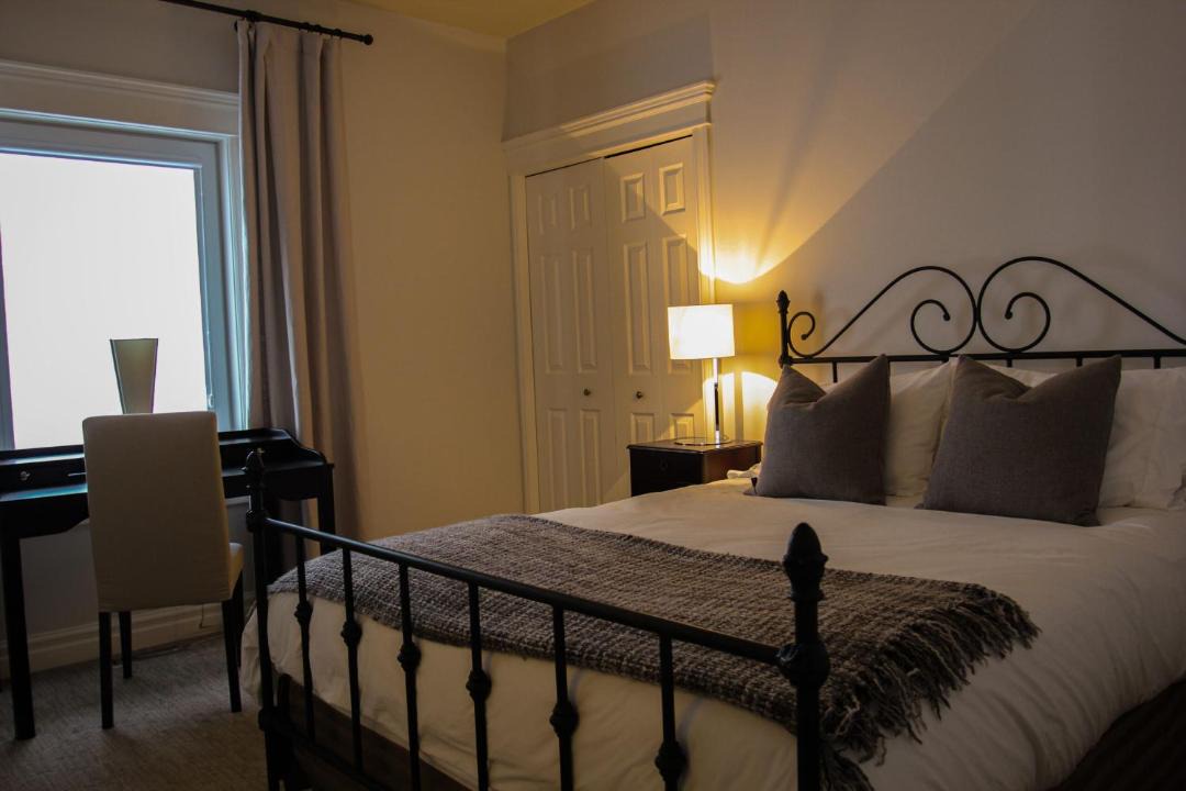 Photo of Bedroom in Okotoks