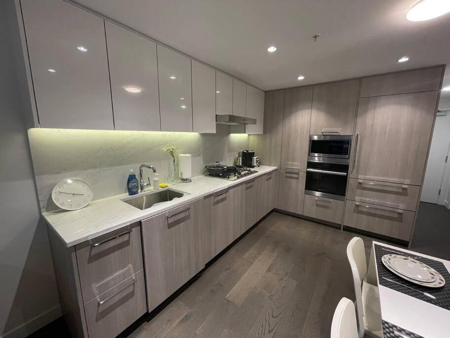 Photo of Kitchen in Richmond City Centre