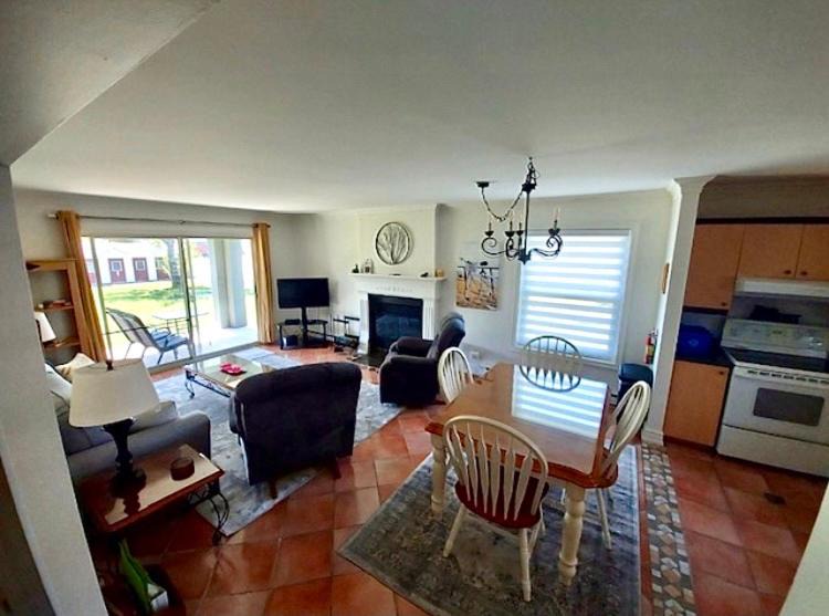 Photo of Livingroom in Magog