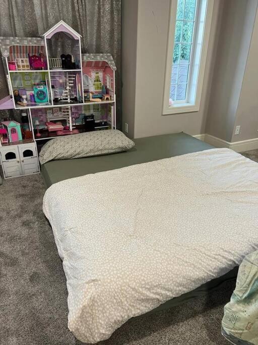 Photo of Bedroom in Chestermere