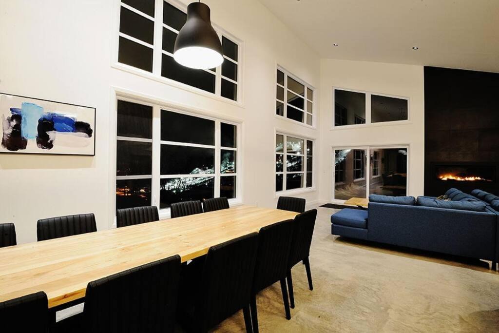 Photo of Livingroom in Stoneham