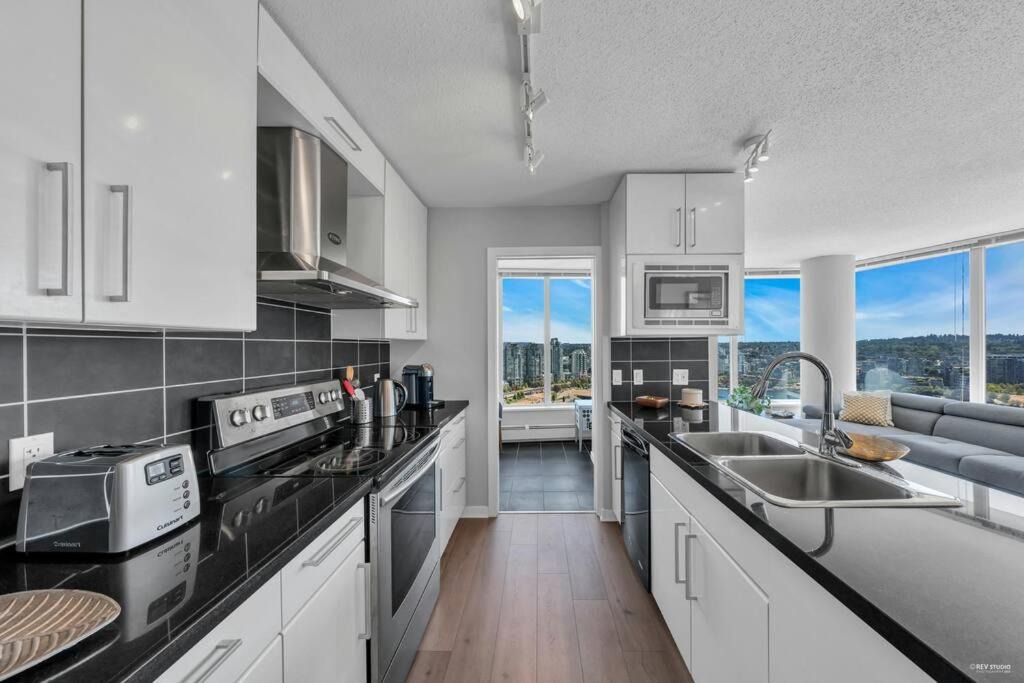 Photo of Kitchen in Crosstown