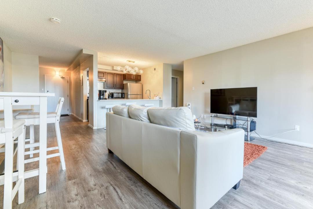 Photo of Livingroom in Downtown Calgary