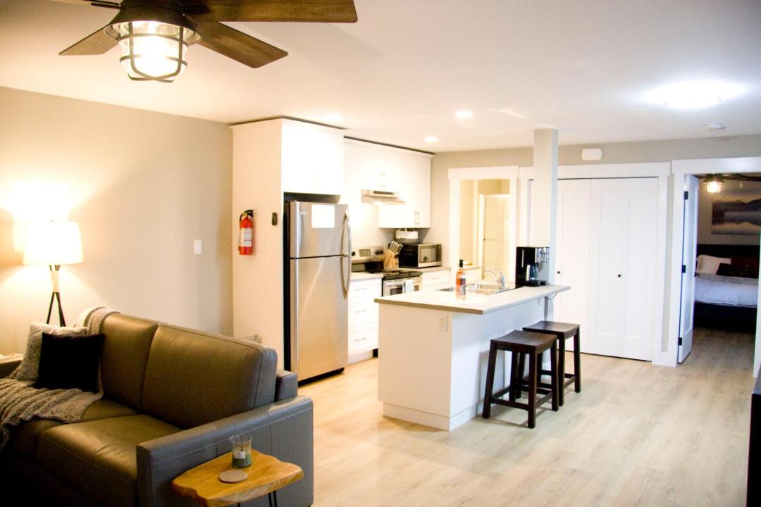 Photo of Livingroom in North Cowichan