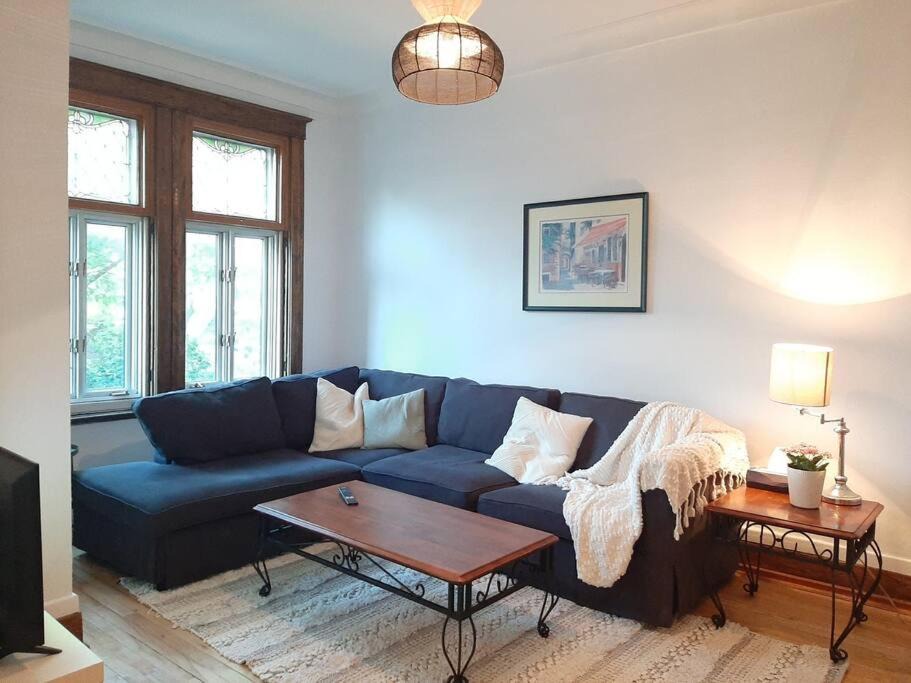 Photo of Livingroom in Maisonneuve