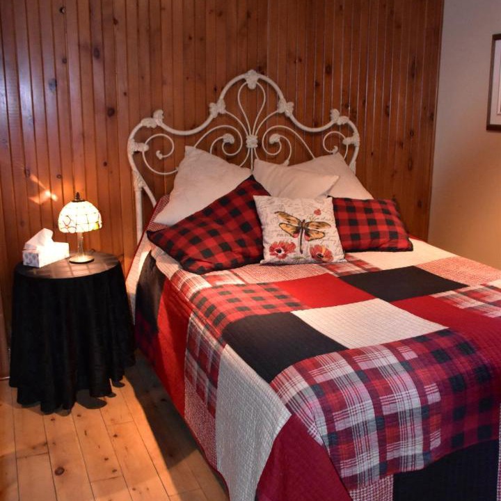 Photo of Bedroom in Sainte-Ann-des-Lacs