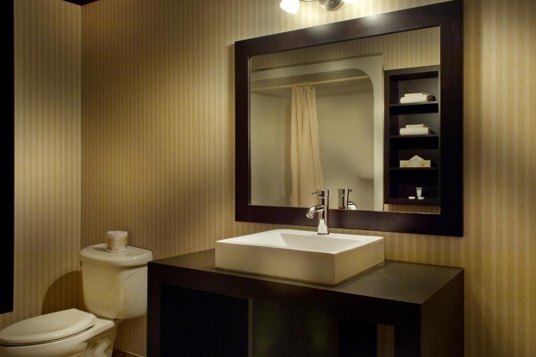 Photo of Bathroom in Laval