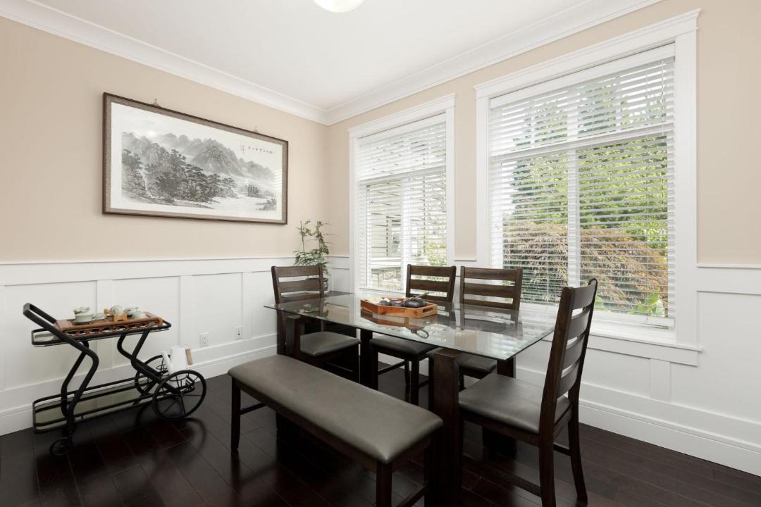 Photo of Livingroom in Steveston