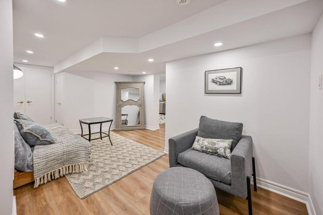 Photo of Livingroom in Burlington