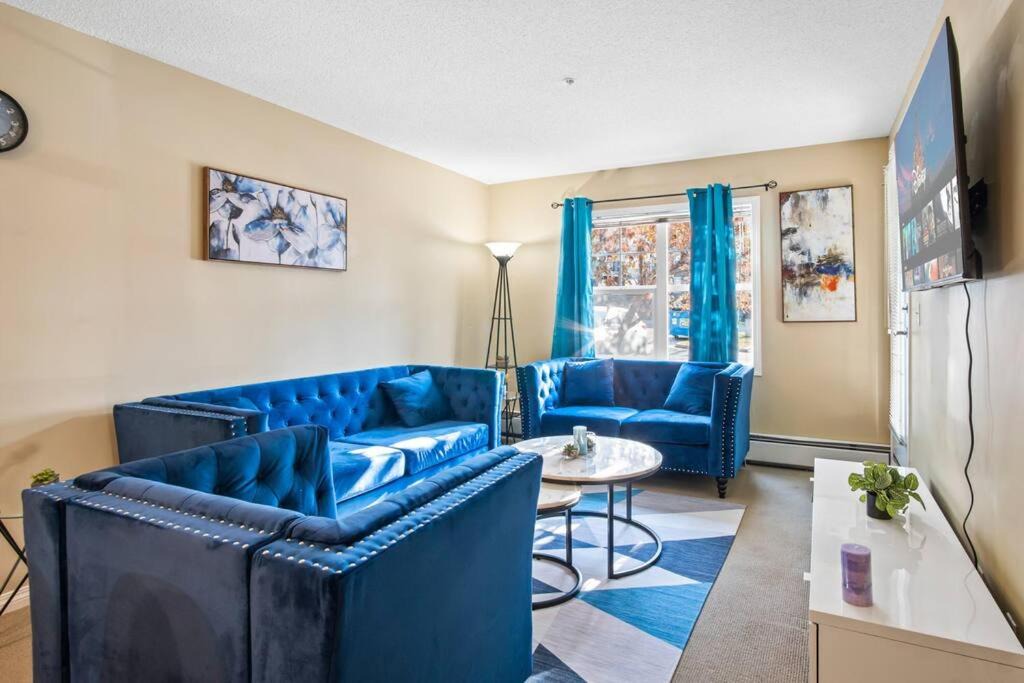 Photo of Livingroom in Southwest Edmonton