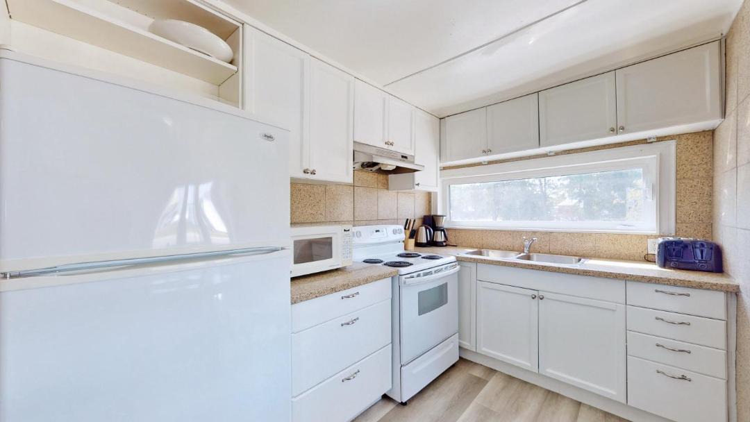 Photo of Kitchen in Wasaga Beach