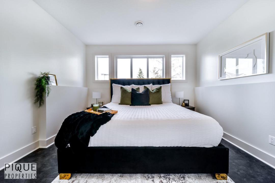 Photo of Bedroom in Jasper Place