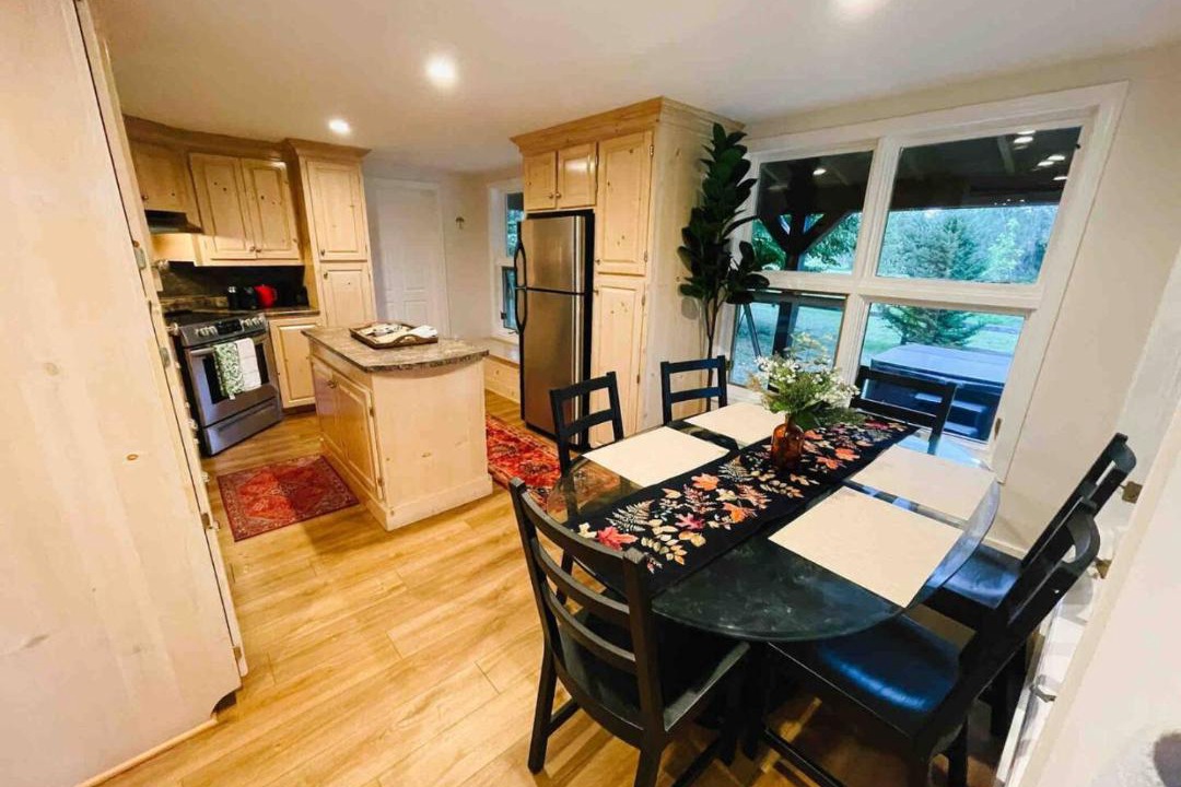 Photo of Livingroom in Hubley