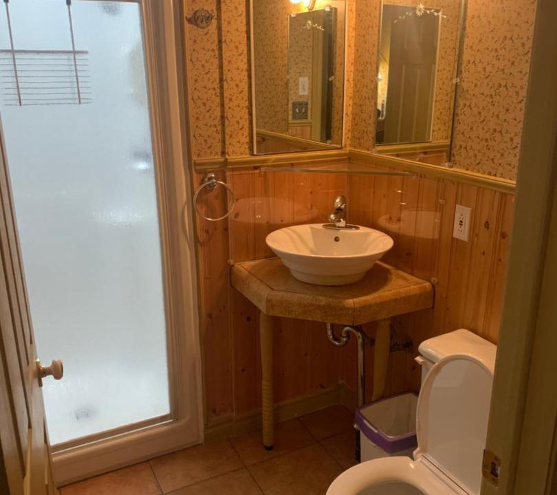 Photo of Bathroom in Caraquet