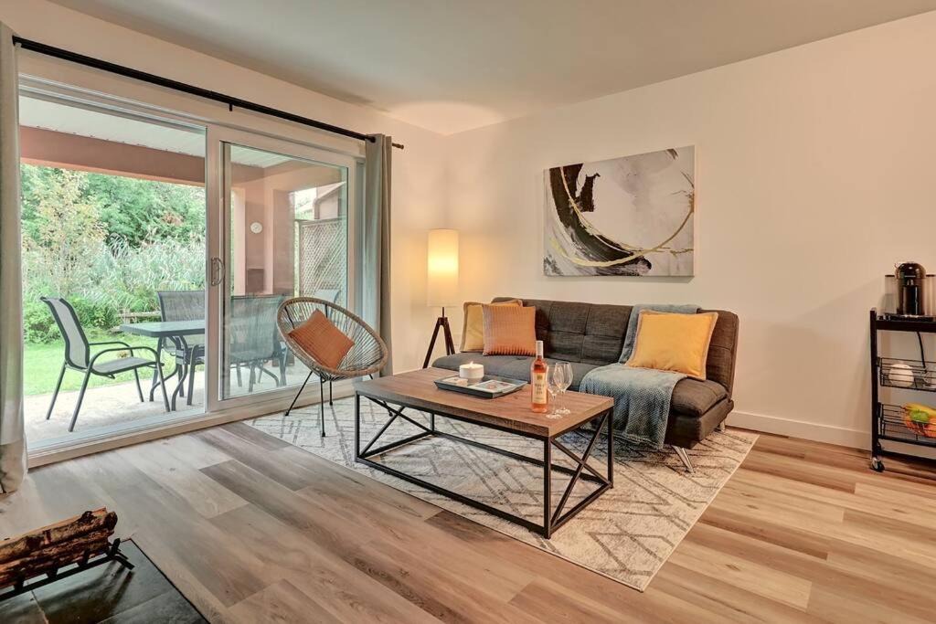 Photo of Livingroom in Magog