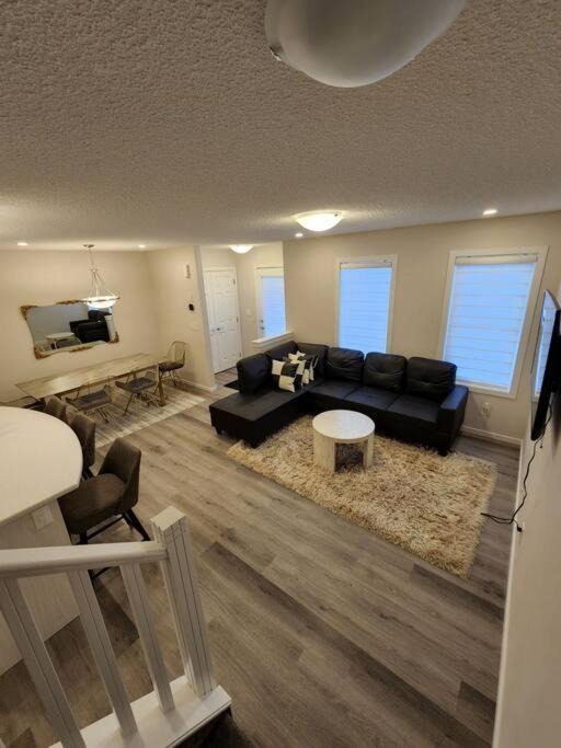 Photo of Livingroom in Northwest Calgary