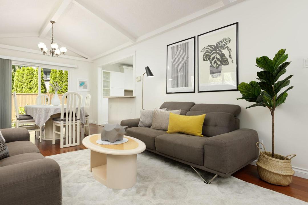Photo of Livingroom in Burnaby