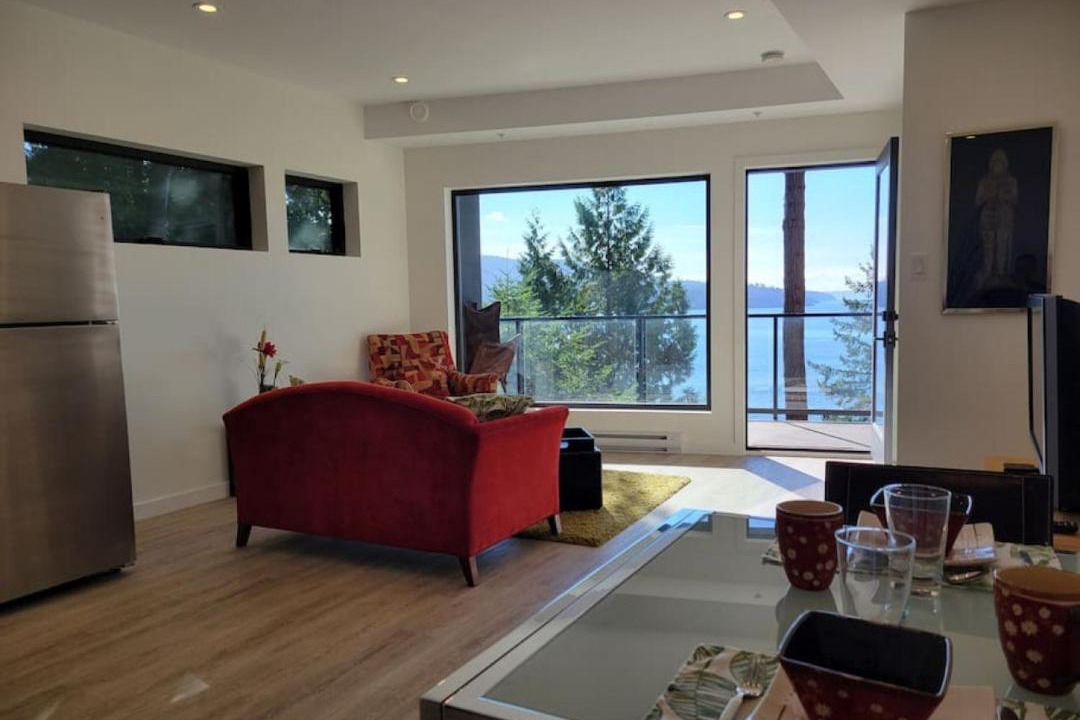 Photo of Livingroom in Bowen Island