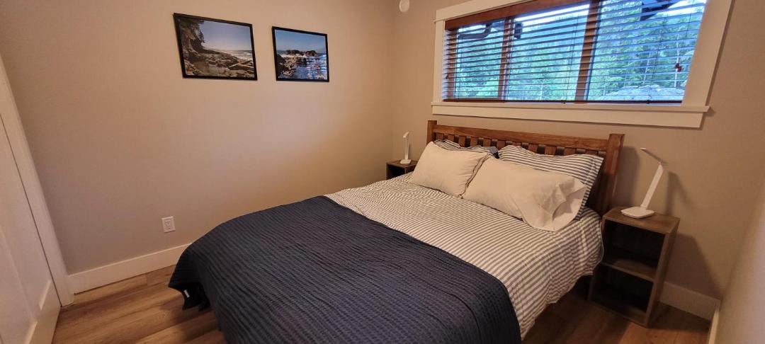 Photo of Bedroom in Port Renfrew