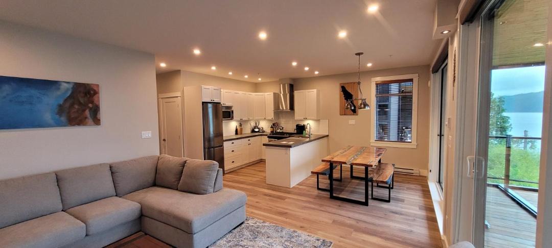 Photo of Livingroom in Port Renfrew