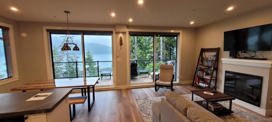 Photo of Livingroom in Port Renfrew