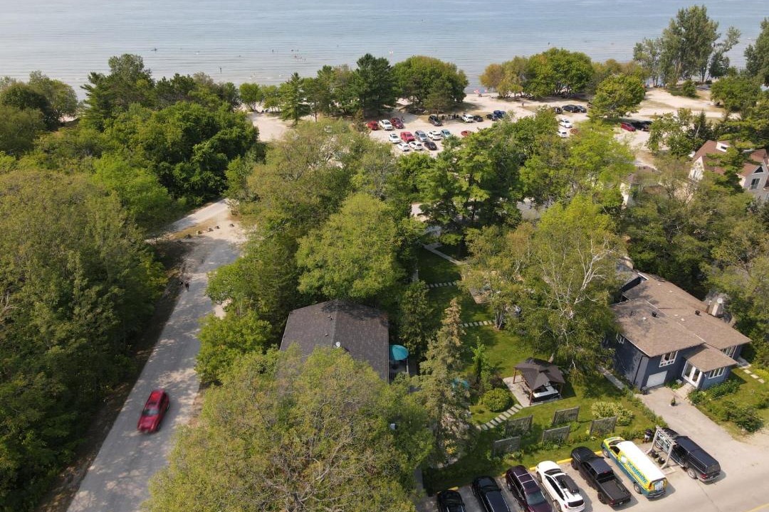 Photo of Others in Wasaga Beach