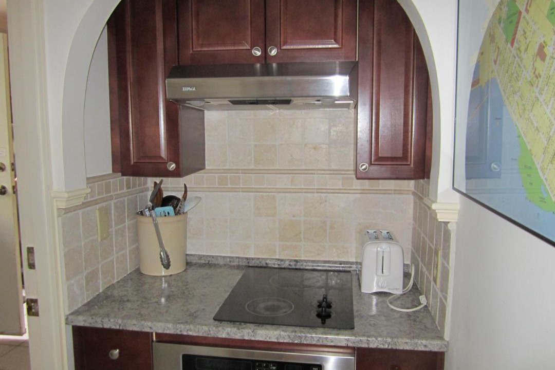 Photo of Kitchen in James Bay