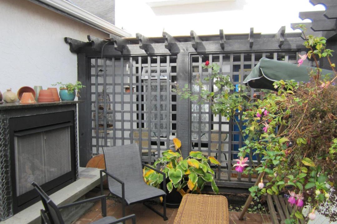 Photo of Patio Balcony in James Bay