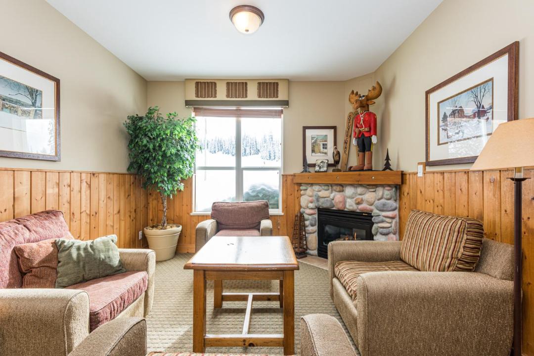 Photo of Livingroom in Silver Star Mountain