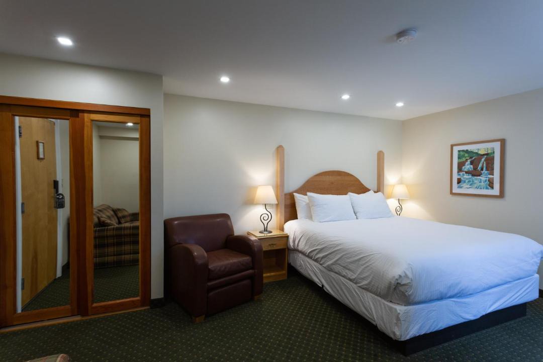 Photo of Bedroom in East Kootenay