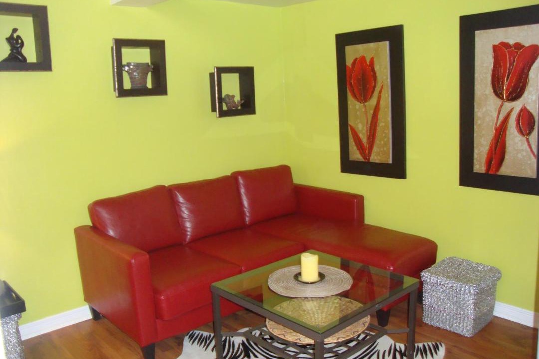 Photo of Livingroom in Niagara Falls