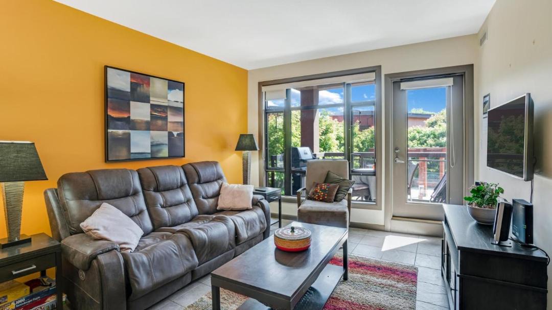 Photo of Livingroom in South Pandosy