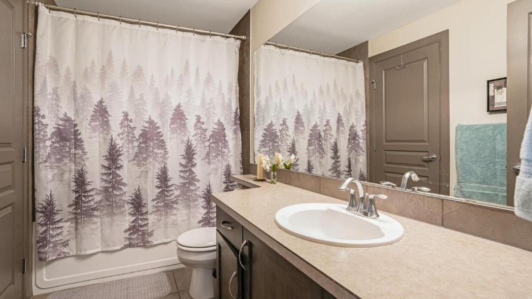 Photo of Bathroom in South Pandosy