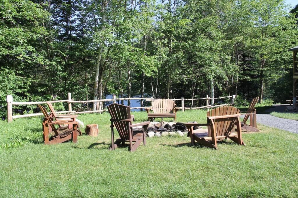 Photo of Others in St-Adolphe-d'Howard