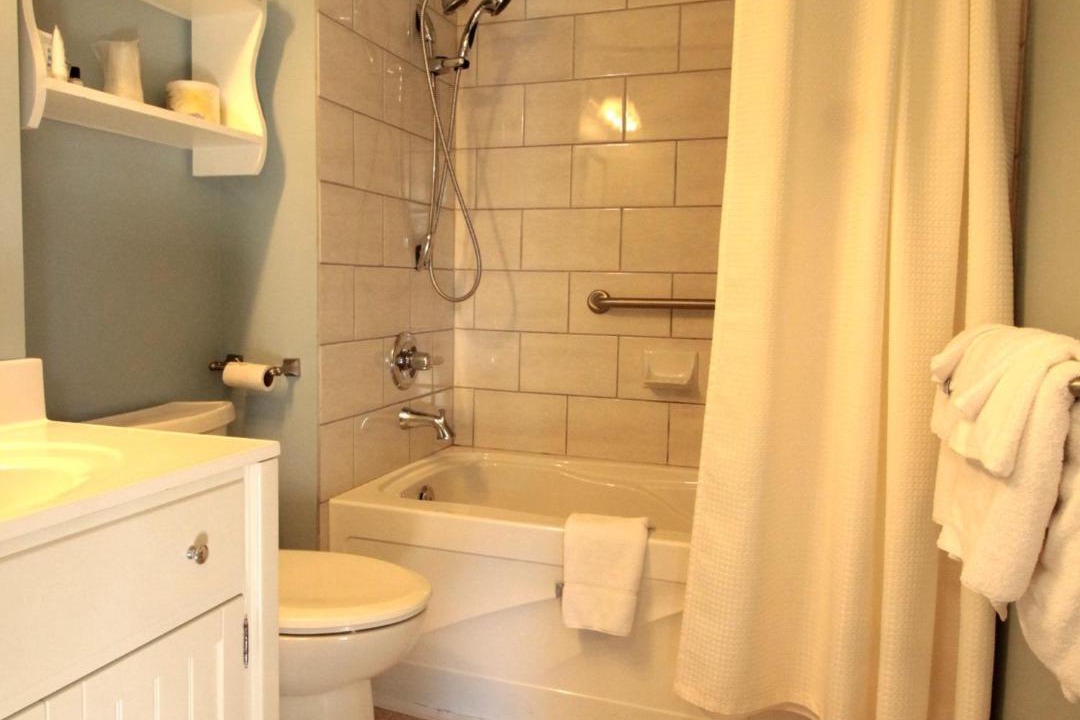 Photo of Bathroom in Larry's River