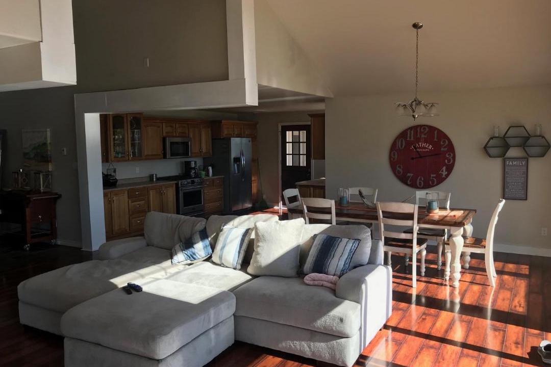 Photo of Livingroom in Barry's Bay