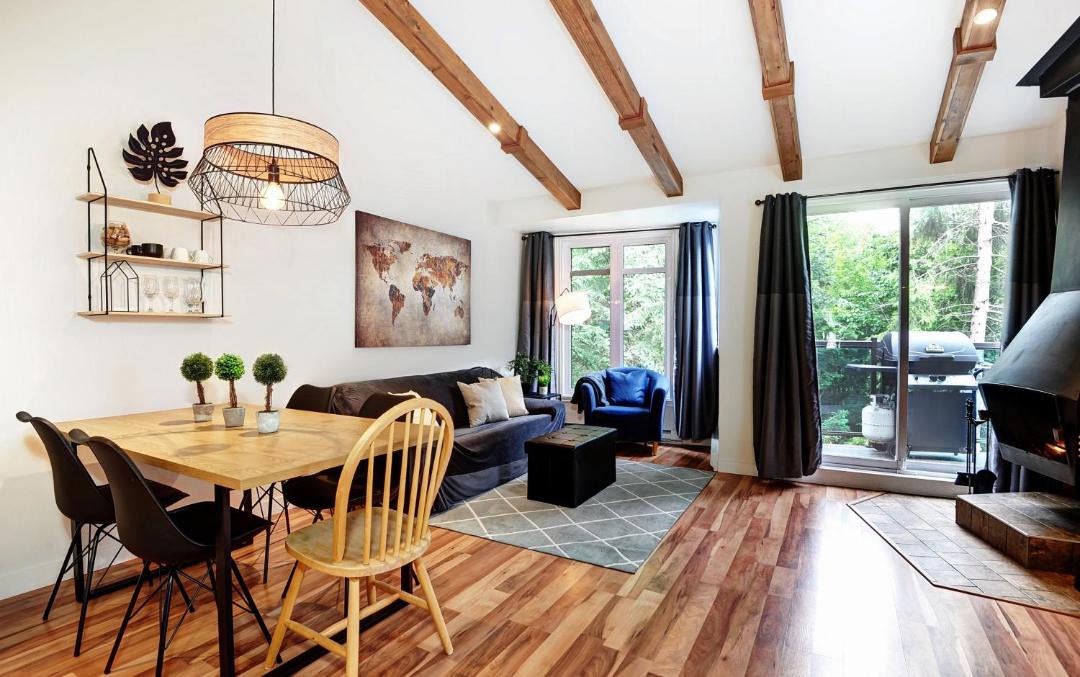 Photo of Livingroom in Stoneham