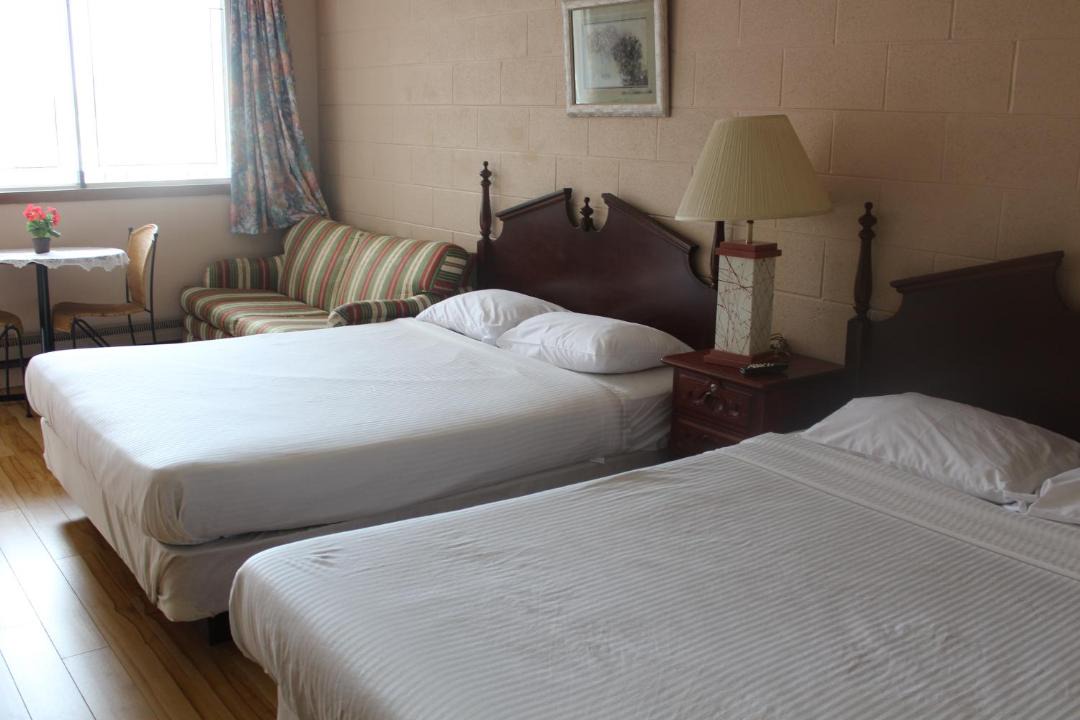 Photo of Bedroom in Fallsview